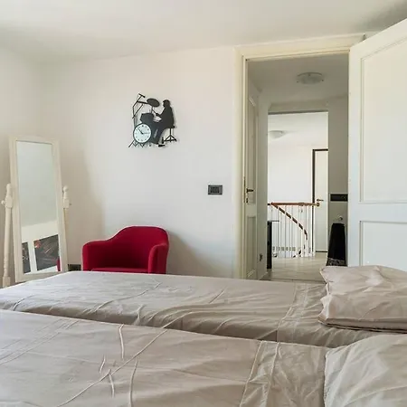 Residenza Dell Agrifoglio * Řím