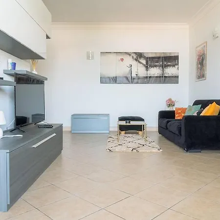 Residenza Dell Agrifoglio * روما